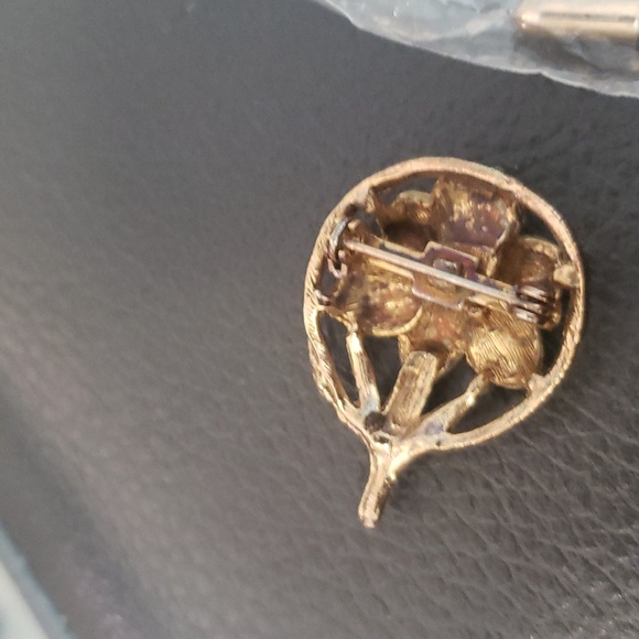 Floral Brooch. Vintage - Picture 2 of 4